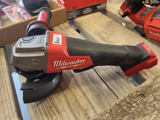 Milwaukee M18 90-Degree Grinder