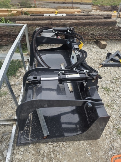 Quick-Attach Skid Steer Grapple