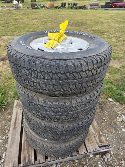 Lot Of (4) GMC Wheels And Tires