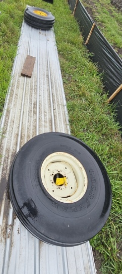 11.00-16SL Tires