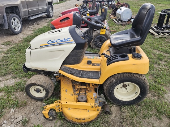 Cub Cadet 3800 Riding Mower