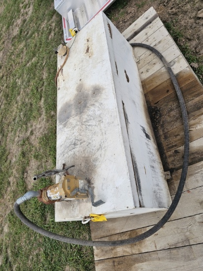 100-Gallon Portable Fuel Tank With Pump