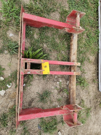 Three-Point Head Mover