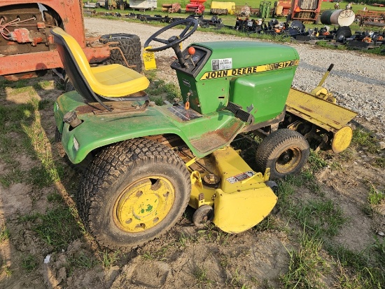 John Deere 317 Riding Mower