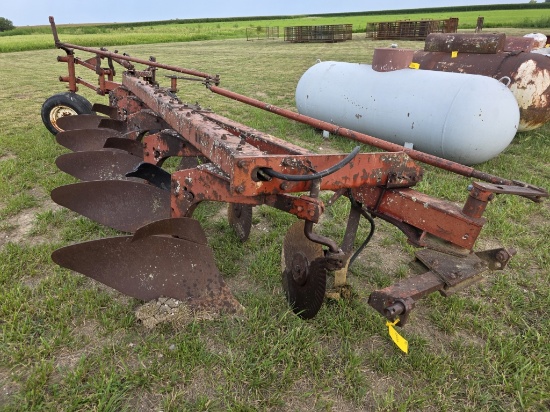 International 5-Bottom Plow