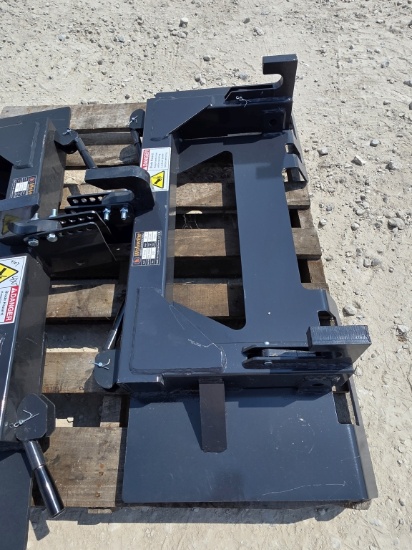 Wolverine Quick-Attach Quick Hitch Adapter
