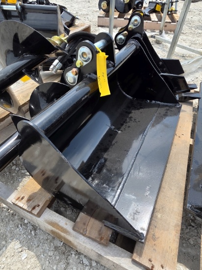 24-Inch Mini Excavator Bucket