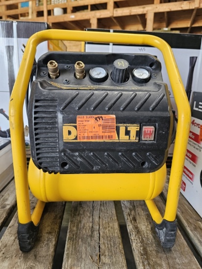 DEWALT 200 PSI Portable Air Compressor - Used