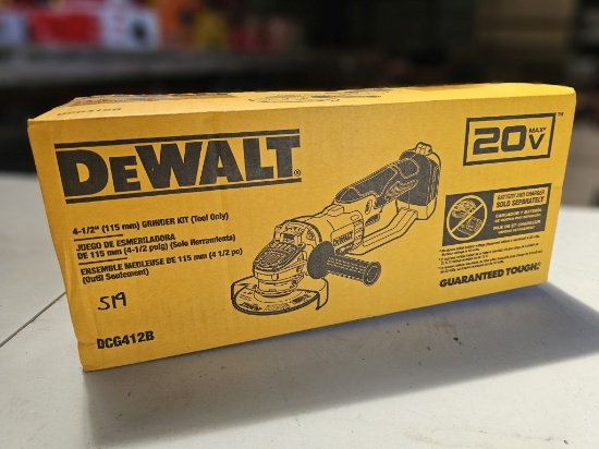 DEWALT 20V MAX 4-1/2" - 5" Angle Grinder(Model DCG412B)