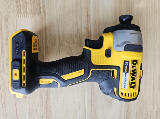 DEWALT 20V MAX 1/4" Impact Driver