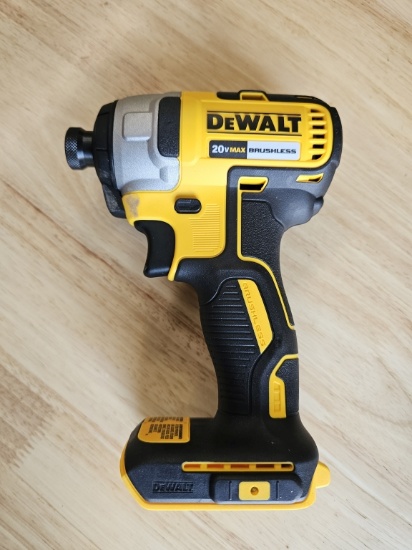DEWALT 20V MAX Brushless 1/4" Impact Driver