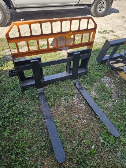 Land Honor 48" Pallet Fork - Quick Attach
