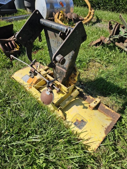 John Deere Lawn Tractor Plow - 42"