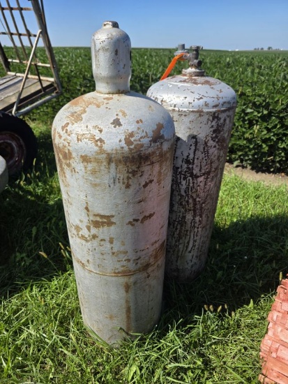 LOT (2) 100 lb LP Gas Tanks