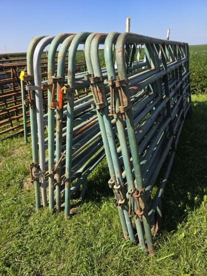 LOT (9) 12' Corral Panels