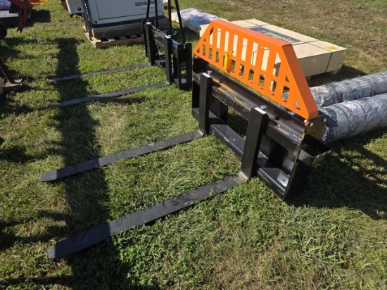 Wolverine Skid Steer Quick Attach Pallet Fork