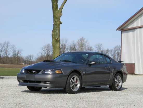 2003 Ford Mustang Mach 1