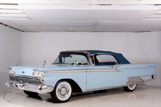 1959 Ford Fairlane Sunliner