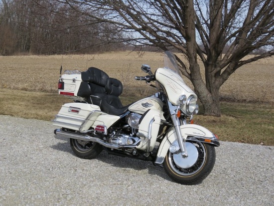 2003 Harley-Davidson Ultra Glide Classic 100th Annv. Edition