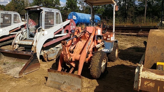 KUBOTA R410 WHEEL LOADER, CANOPY, ****INOP****ENGINE CRANKS & RUNS PER CUSTOMER****SHAFT MISSING****