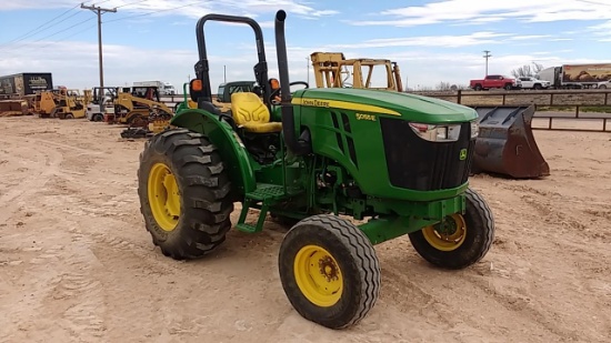 JOHN DEERE 5055E SN: 1PY5055EPF3112561