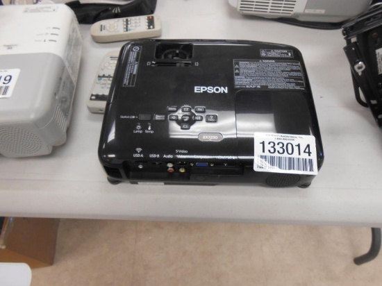 EPSON EX7230 PROJECTOR QTY (1), AS-IS--OPERATING CONDITION UNKNOWN, NO CORDS