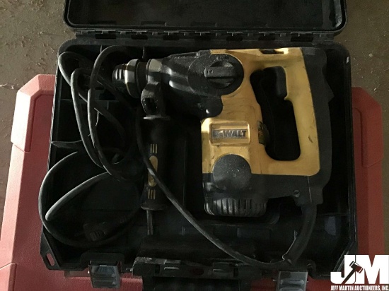 DEWALT D25313