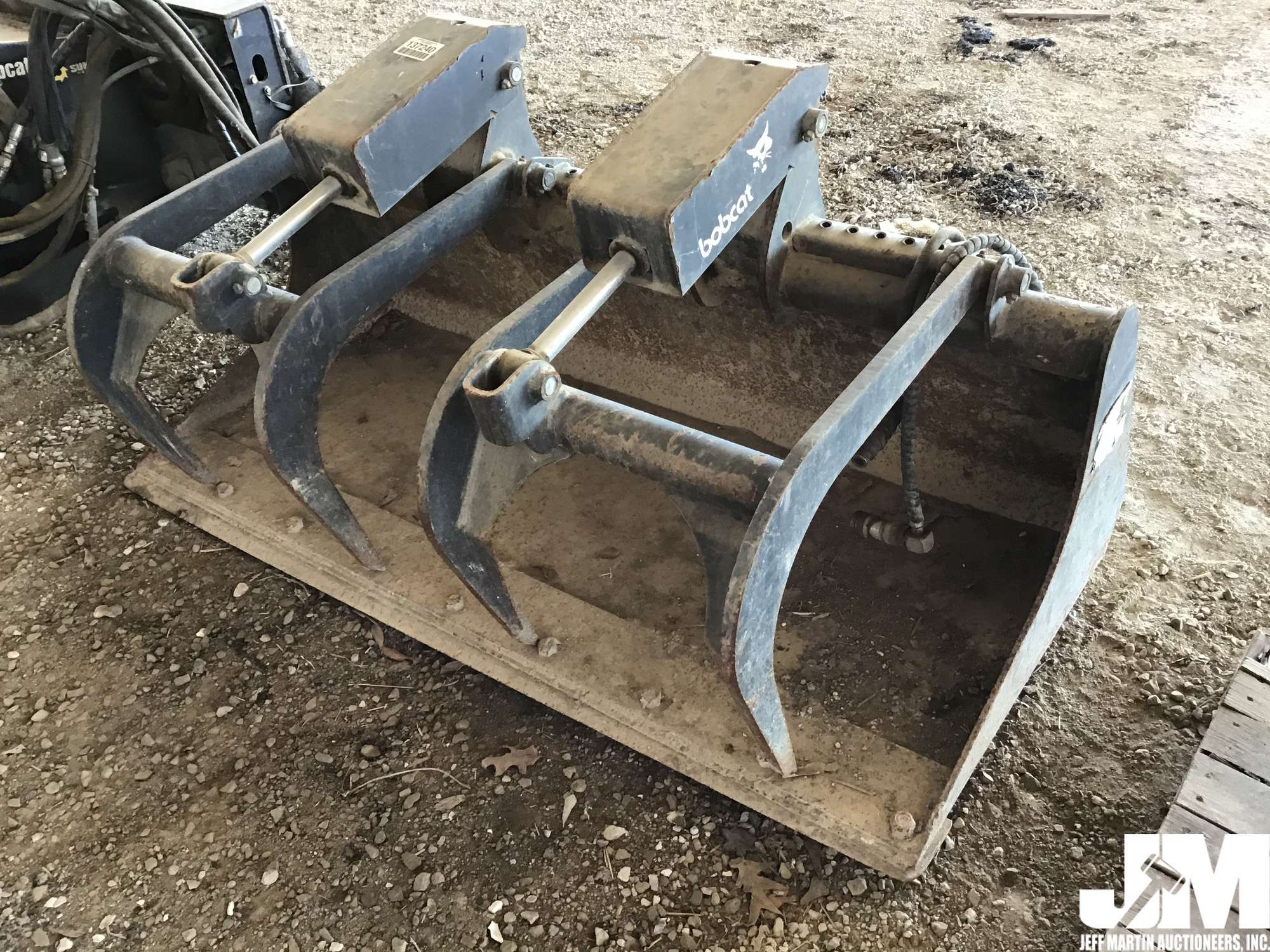 Crawler excavator HITACHI ZX 225 USLC-6, price - 7842128