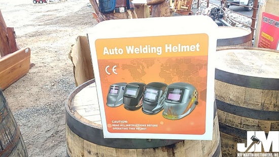 (UNUSED) AUTO DARKENING WELDING HELMET