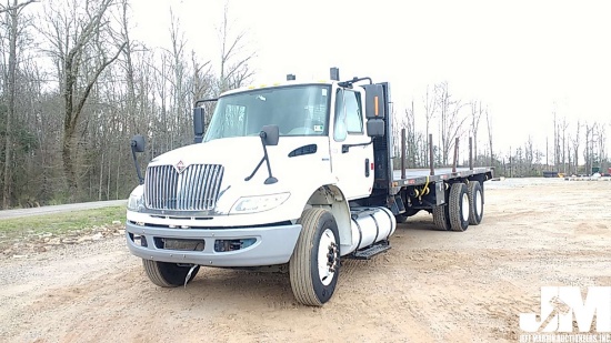 2014 INTERNATIONAL 4400 VIN: 1HTMSAAR8EH028803 T/A FLATBED TRUCK