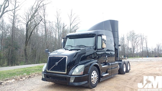 2014 VOLVO VNL VIN: 4V4NC9TH0EN156945 T/A TRUCK TRACTOR