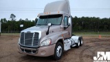 2013 FREIGHTLINER CASCADIA VIN: 1FVJGEDV9DSFB6423 TANDEM AXLE DAY CAB TRUCK TRACTOR