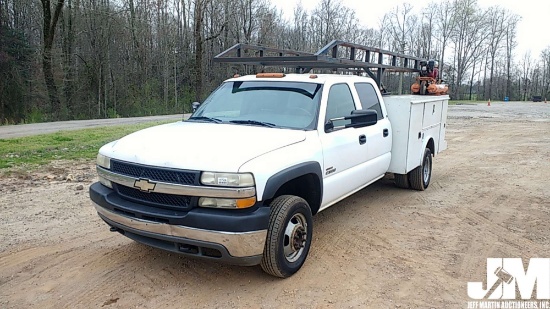 2001 CHEVROLET 3500 S/A UTILITY TRUCK VIN: 1GBJC33141F152562