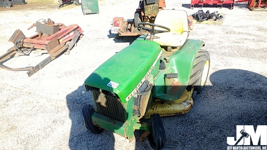 JOHN DEERE 110 SN: 288155M RIDING MOWER