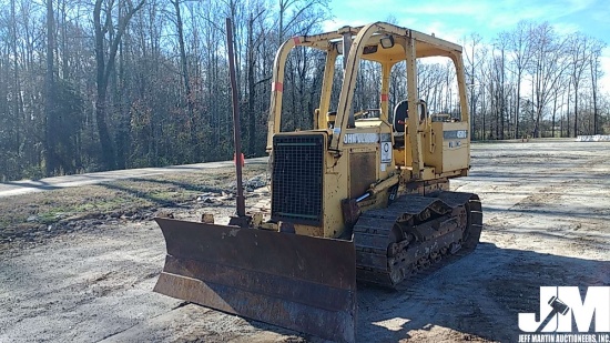1993 DEERE 450G SN: T0450GF790252 CRAWLER TRACTOR