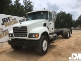 2006 MACK CV713 TANDEM AXLE VIN: 1M2AG11Y76M029857 CAB & CHASSIS