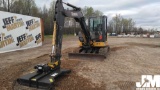 2015 DEERE 60G MINI EXCAVATOR SN: 1FF060GXTFJ286690