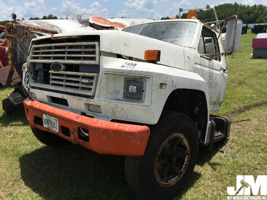 1986 FORD FRONT AXLE CUT OFF W/ PARTIAL CAB