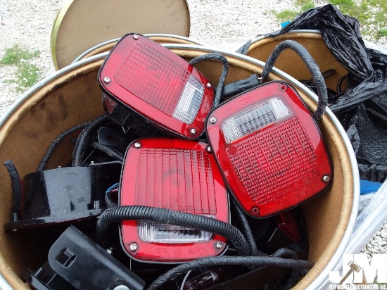 PALLET OF MISC TAIL LIGHTS