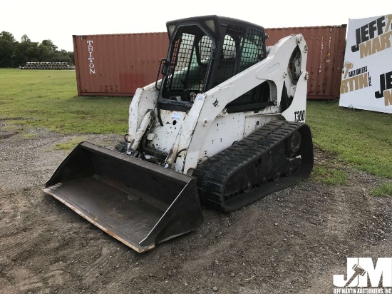 BOBCAT T300 MULTI TERRAIN LOADER SN: 525415280