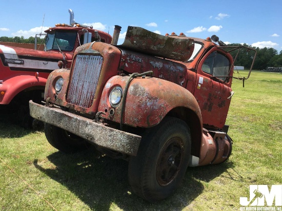 MACK B67 FRONT CUT OFF AXLE W/ COMPLETE CAB