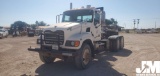 2005 MACK CV713 VIN: 1M2AG11Y05M034350 TANDEM AXLE DAY CAB TRUCK TRACTOR