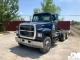 1994 FORD LT9000 VIN: 1FDYU90U2RVA41420 TANDEM AXLE DAY CAB TRUCK TRACTOR