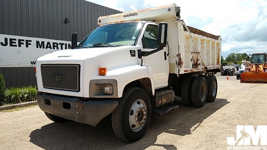 2004 CHEVROLET C8500 TANDEM AXLE DUMP TRUCK VIN: 1GBT8C4CX4F517535