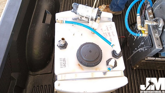 25 GAL OLDHAM COMMERCIAL SPRAY SYSTEM W/ 150' HOSE ON