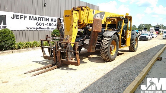 2007 CATERPILLAR TL1055 TELESCOPIC FORKLIFT SN: TBM00556