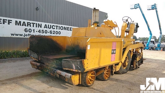 BLAW KNOX PF-161 RUBBER TIRE PAVER SN: 16130-16