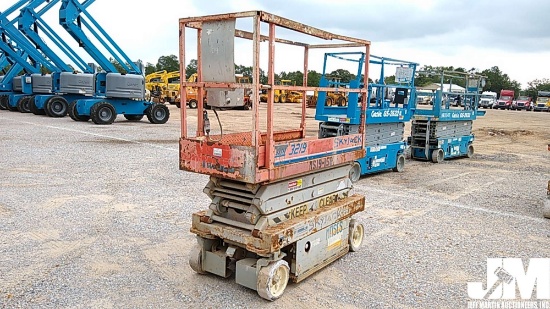 2000 SKYJACK SJIII-3219 SCISSOR LIFT SN: 230041