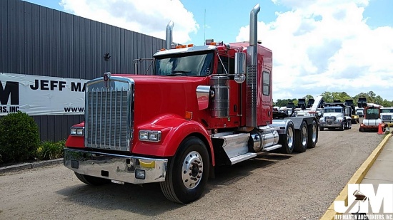 2015 KENWORTH W900 VIN: 1XKWP4TX0FJ453404 TRI AXLE TRUCK TRACTOR