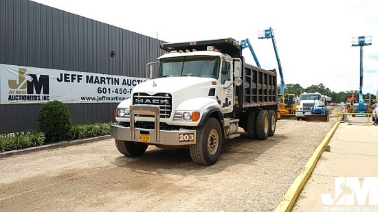 2006 MACK CV713 TANDEM AXLE DUMP TRUCK VIN: 1M2AG11C26M043461
